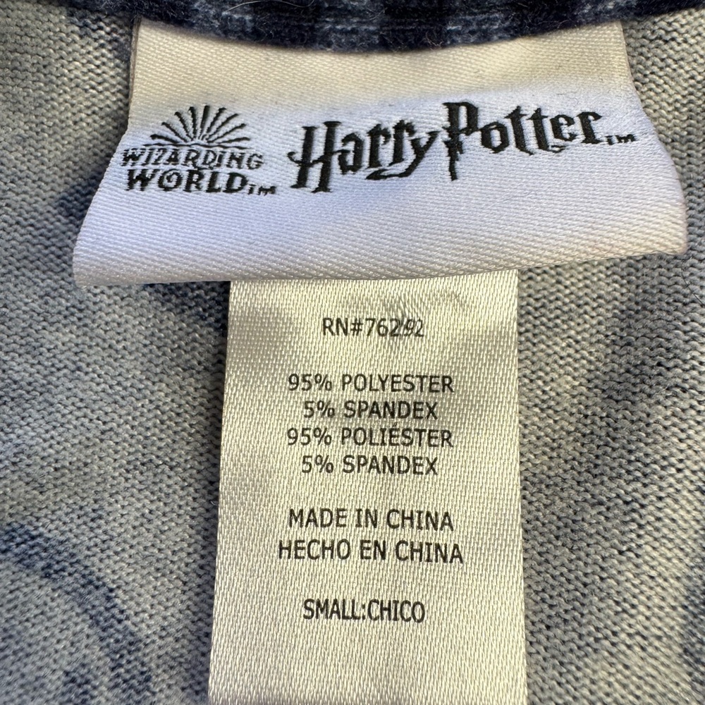 Wizarding World Harry Potter Women’s Sz S Blue Hogwarts Crest Glasses Sweatshirt - Picture 2 of 5